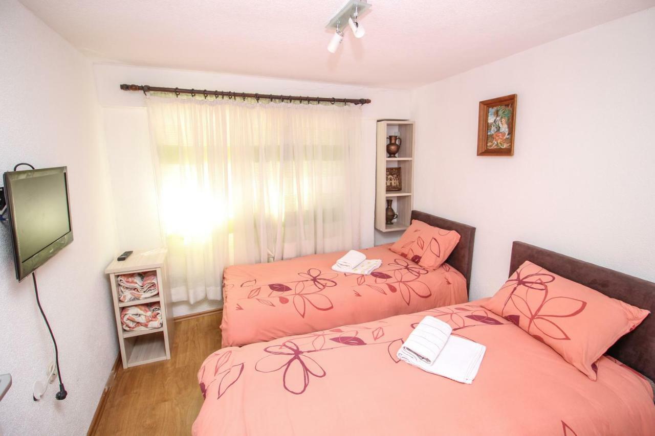 Apartmani Mishe Vevčani Exterior foto